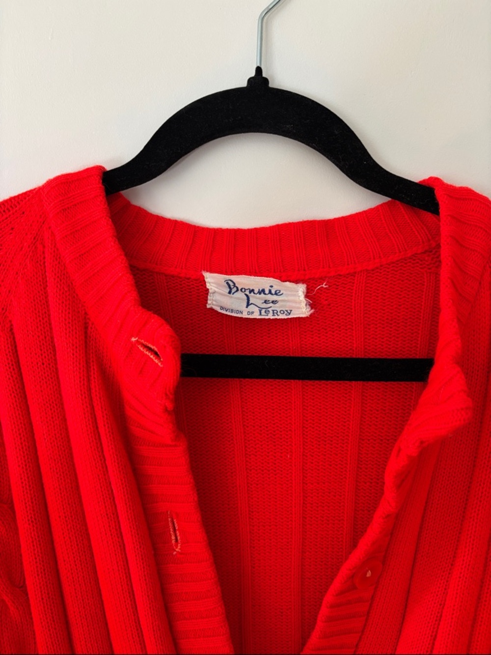 Bright Red Ribbed Button-Front Women's Cardigan - Picture 3 of 3